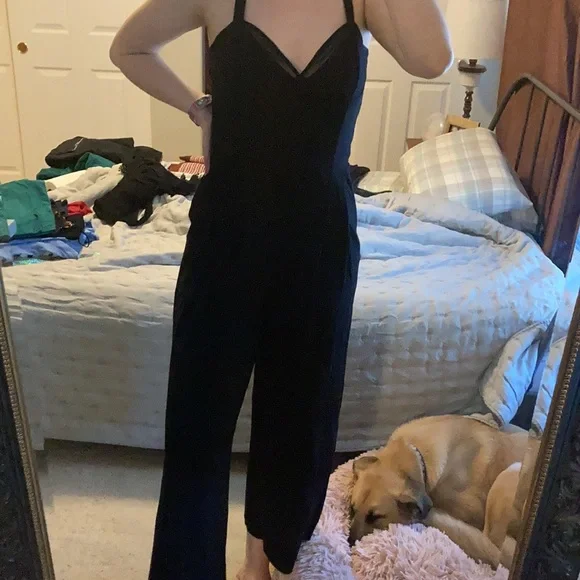 Women’s pleated black tank top jumpsuit - Picture 4 of 4